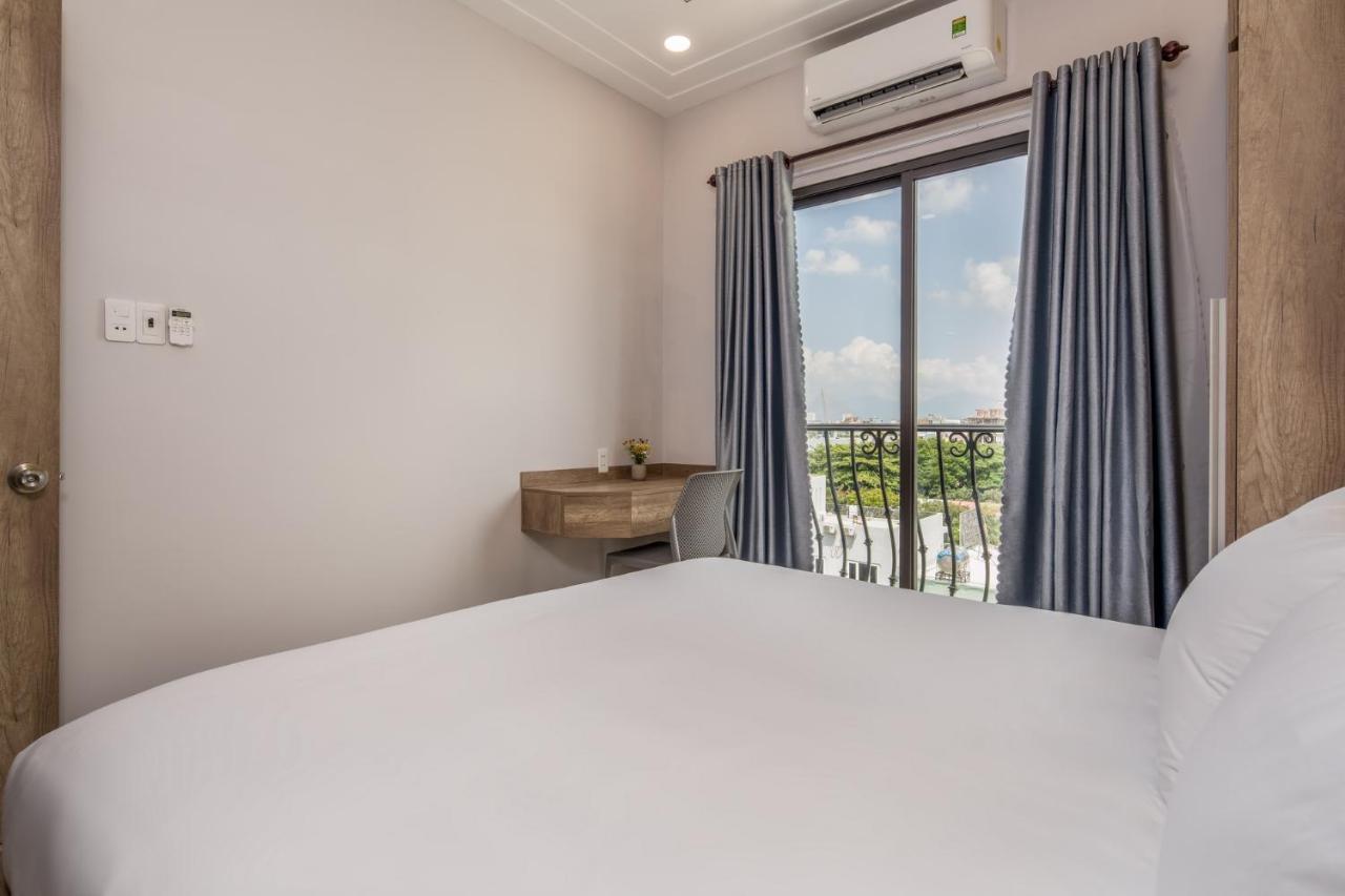 Triple Khue My Dong Hotel